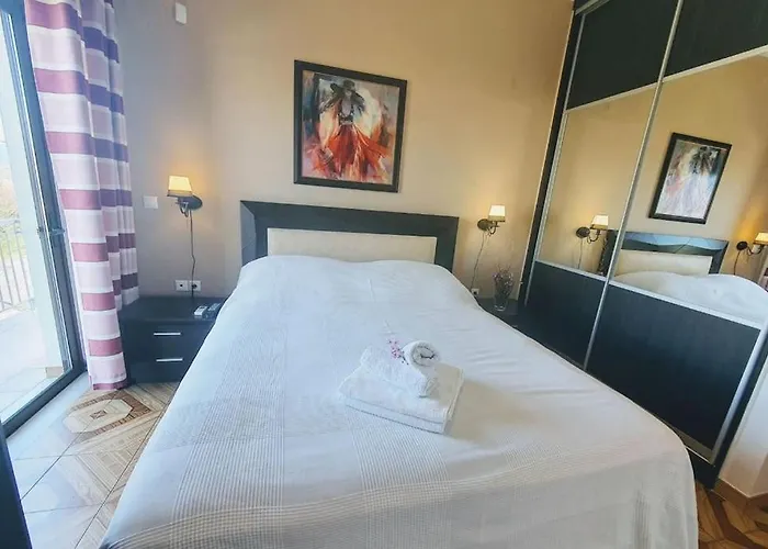 Bliss Semesterbostad Kyparissia